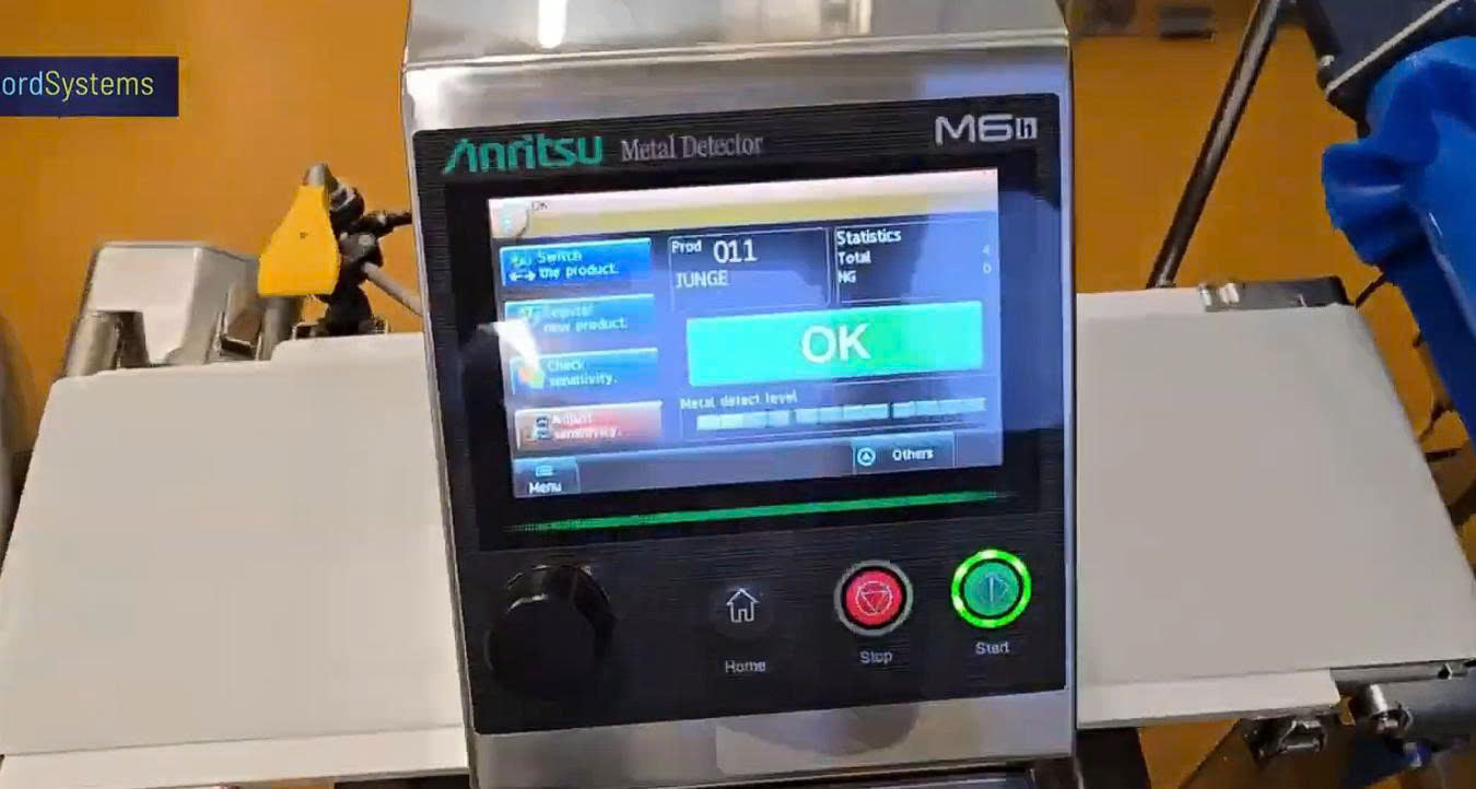 máy dò kim loại công nghiệp Anritsu